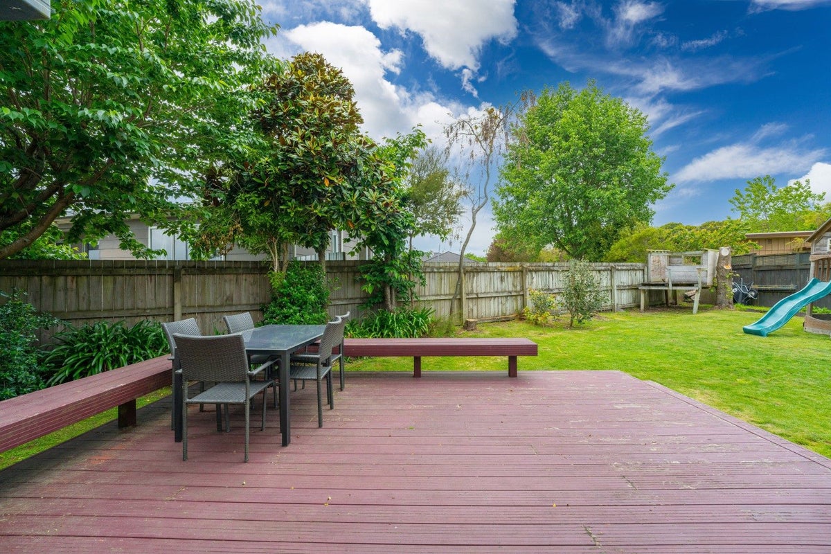 8 Kew Place, Richmond Heights, Taupo - Carousel 2