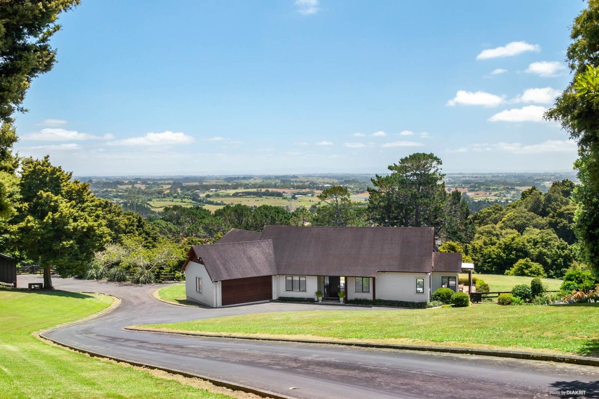 30 Matthew Whitford Drive, Drury - Carousel 1
