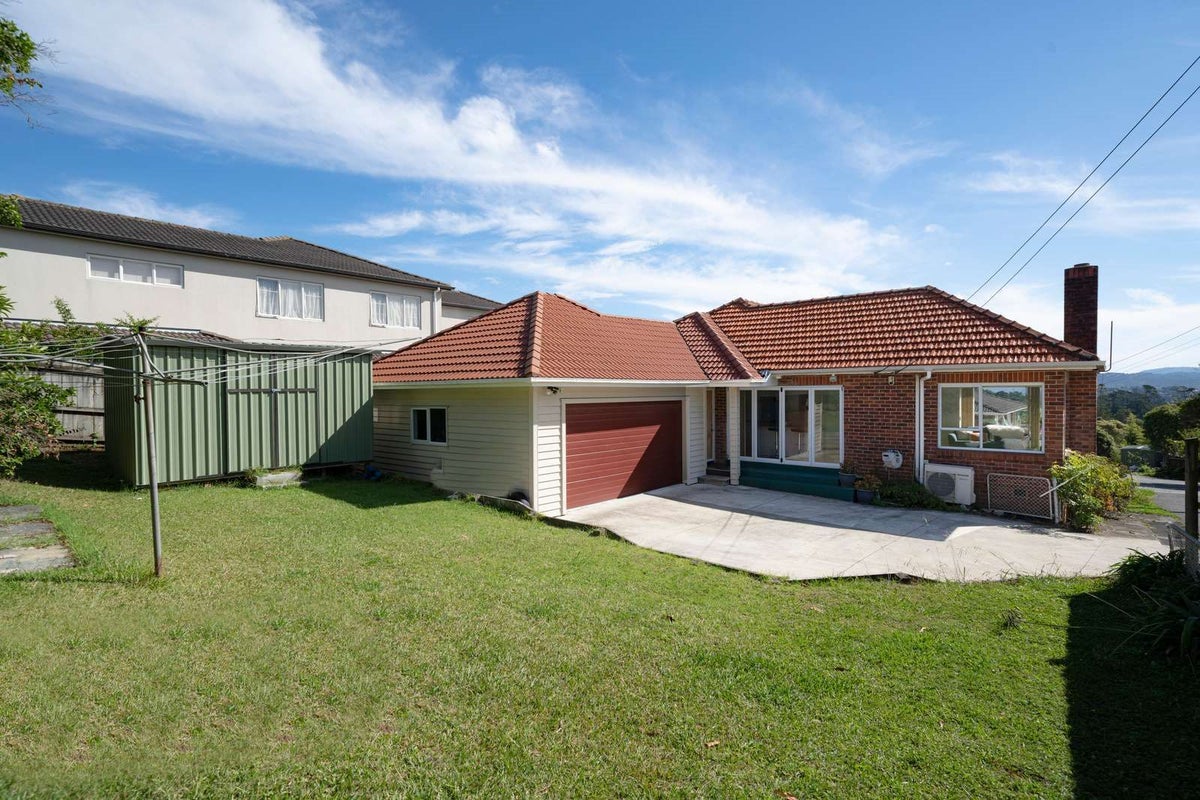 1287 Dominion Road Extension, Mount Roskill, Auckland - Carousel 1