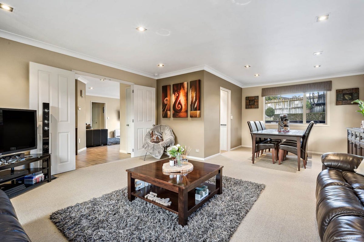 6 Annamoe Place, East Tamaki, Auckland - Carousel 2