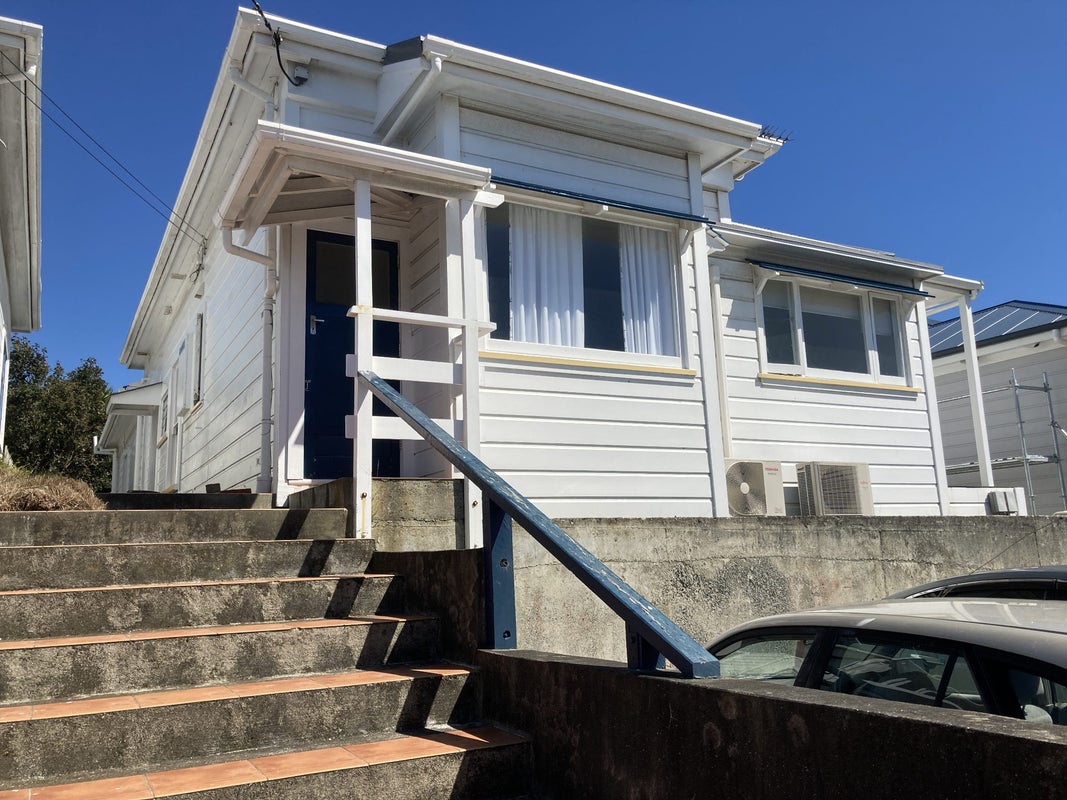 52 Wright Street, Mount Cook, Wellington - Carousel 1