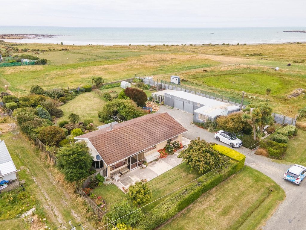 42 Cobblestone Road, Kakanui, Oamaru - Carousel 2