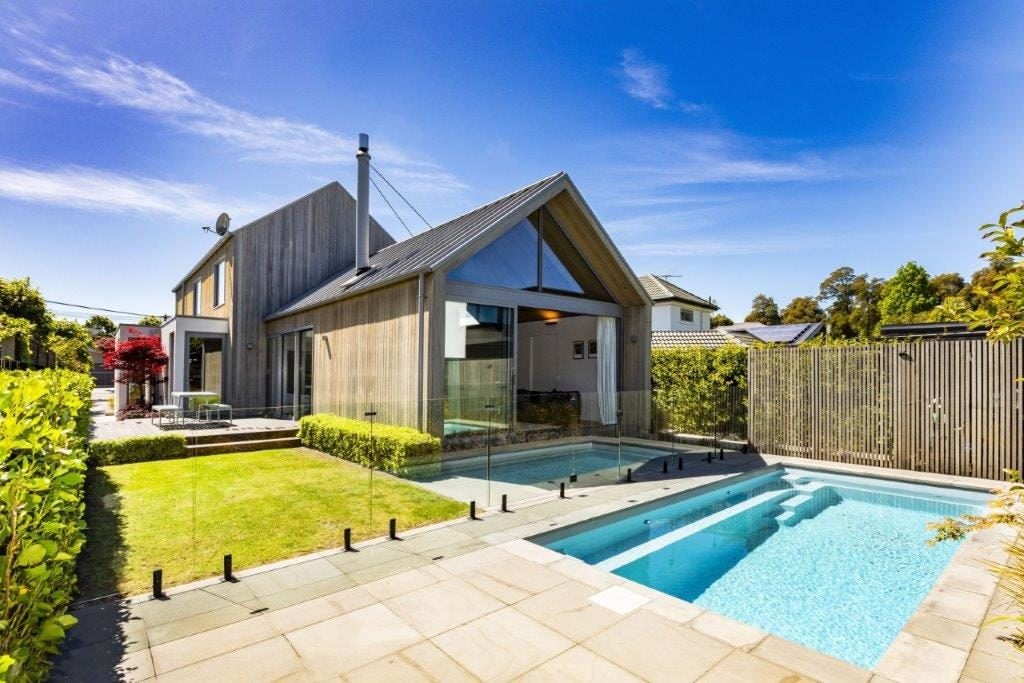 3 Ngahere Street, Fendalton, Christchurch - Carousel 1