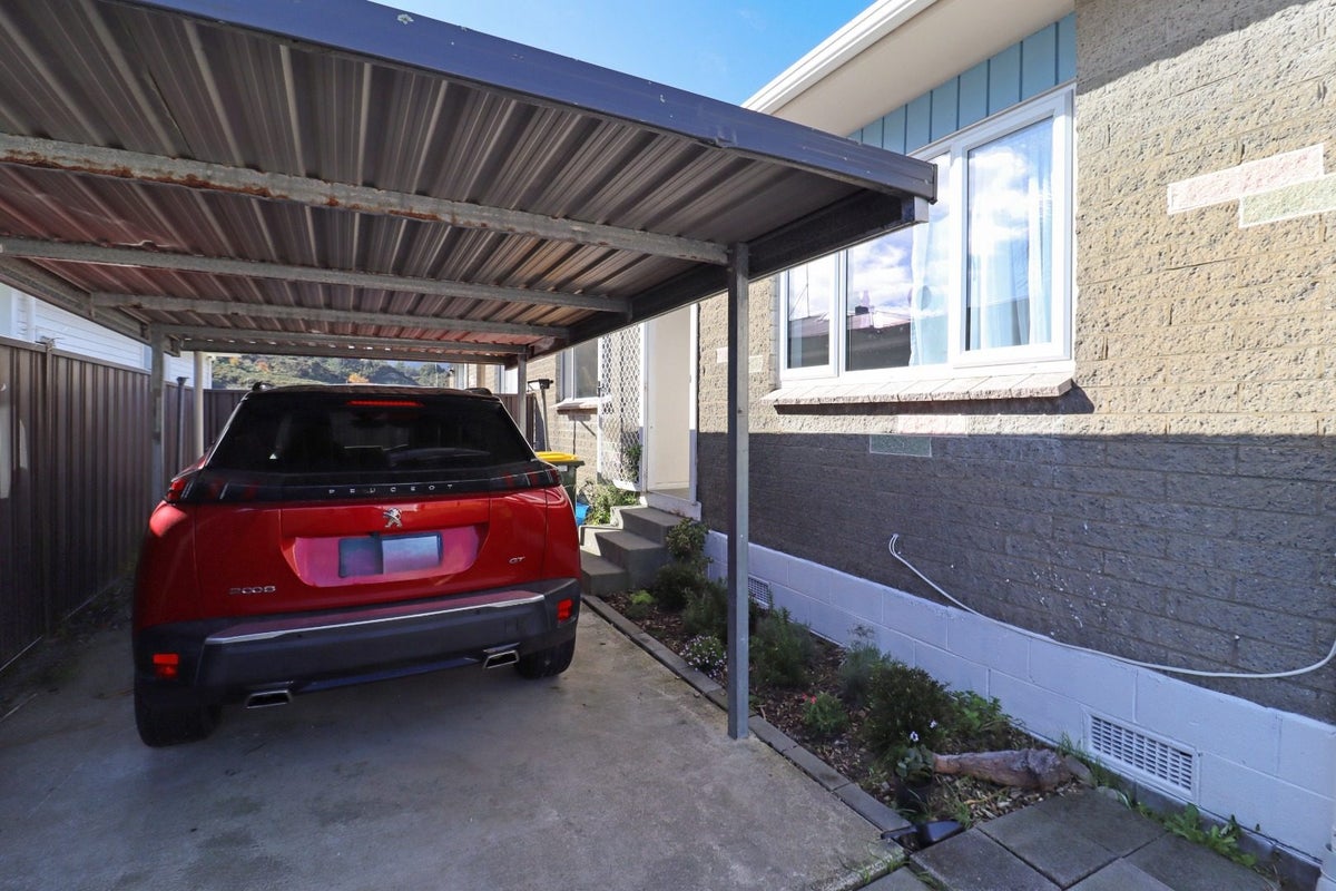 26A Wetherby Grove, Wainuiomata, Lower Hutt - Carousel 2