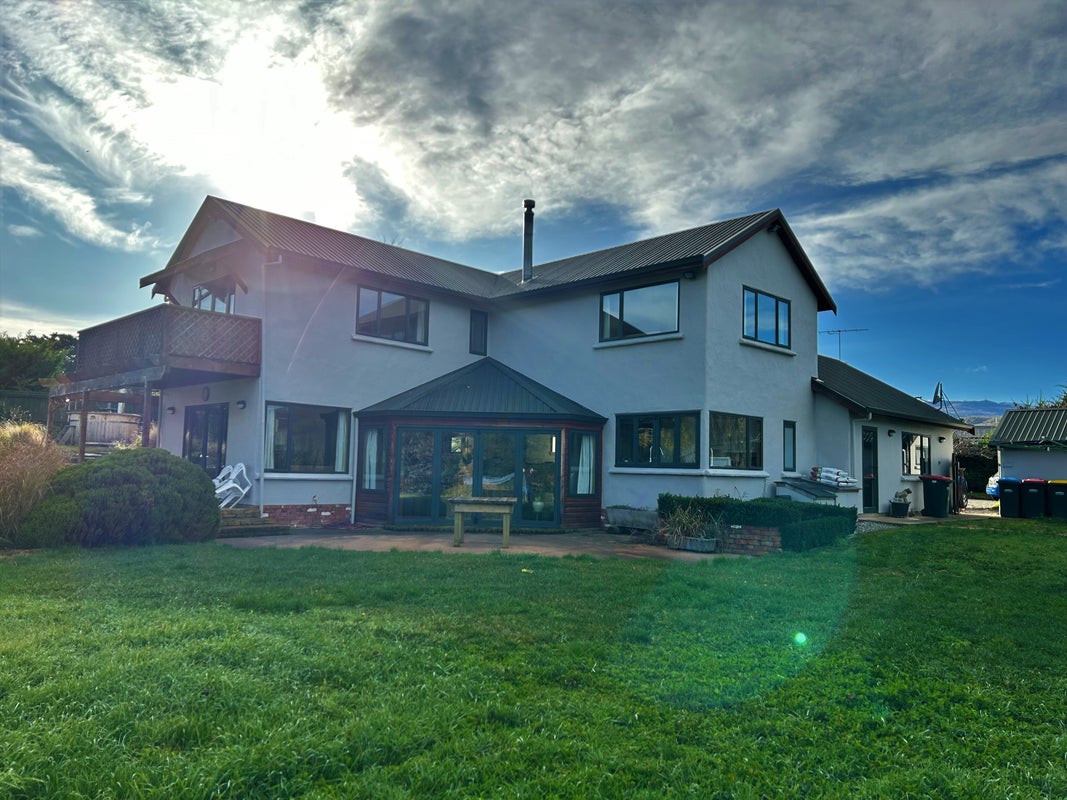 11 Hall Road, Bannockburn, Cromwell - Carousel 1