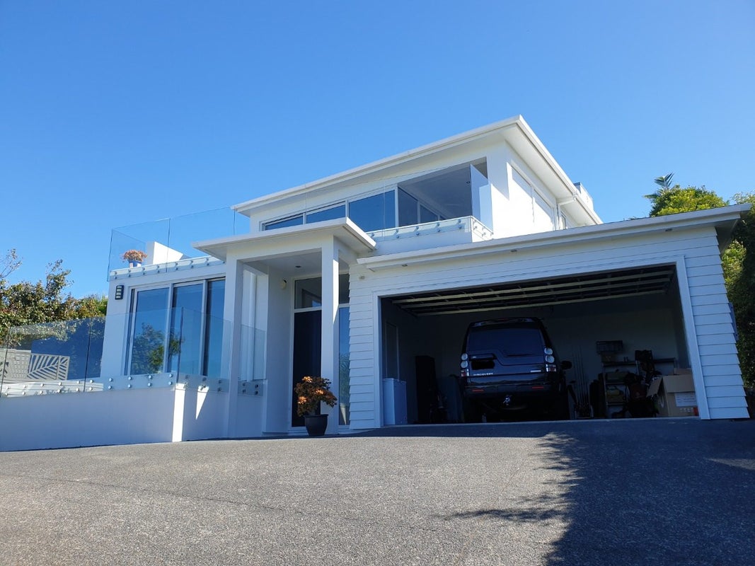 72 Churchill Road, Murrays Bay, Auckland - Carousel 20