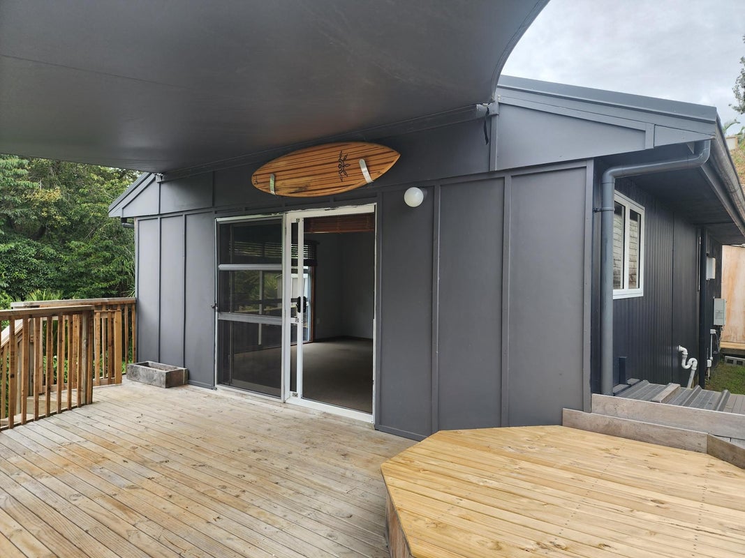 53 Pitcairn Street, Oakura, Oakura - Carousel 1
