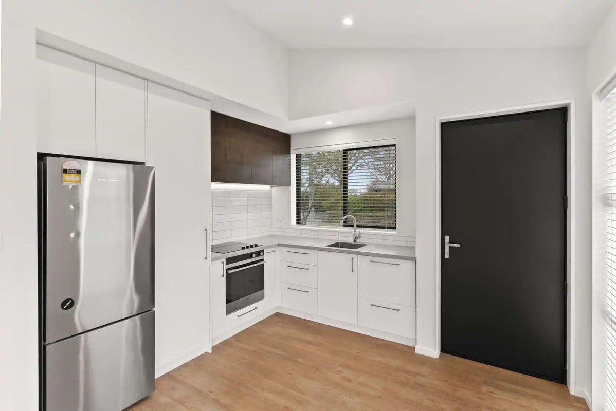 1/11 Halliwell Avenue, Papanui, Christchurch - Carousel 2
