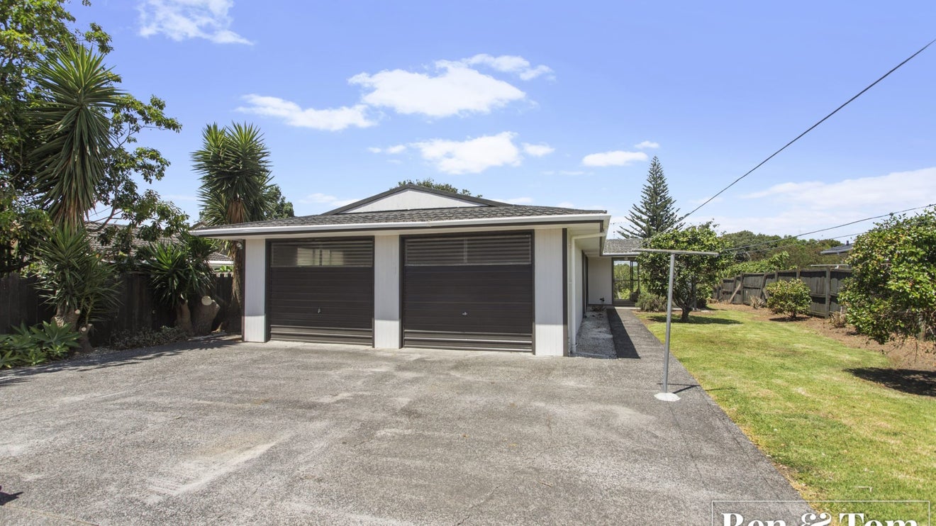 157 Avenue Road, OTAHUHU, AUCKLAND - Carousel 1