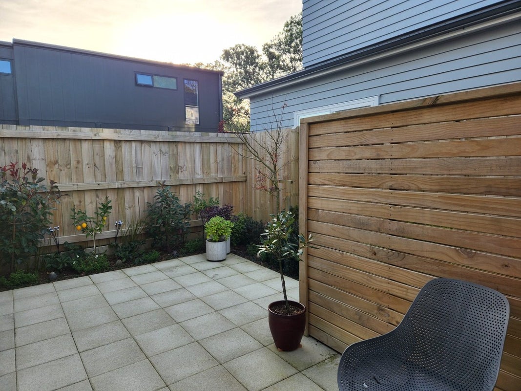 2/62 Queens Grove, Hutt Central, Lower Hutt - Carousel 15