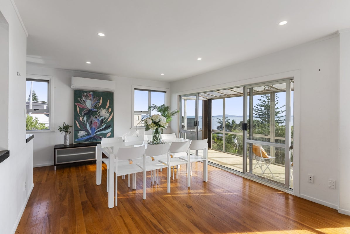15 Alexander Avenue, Maraetai, Auckland - Carousel 2