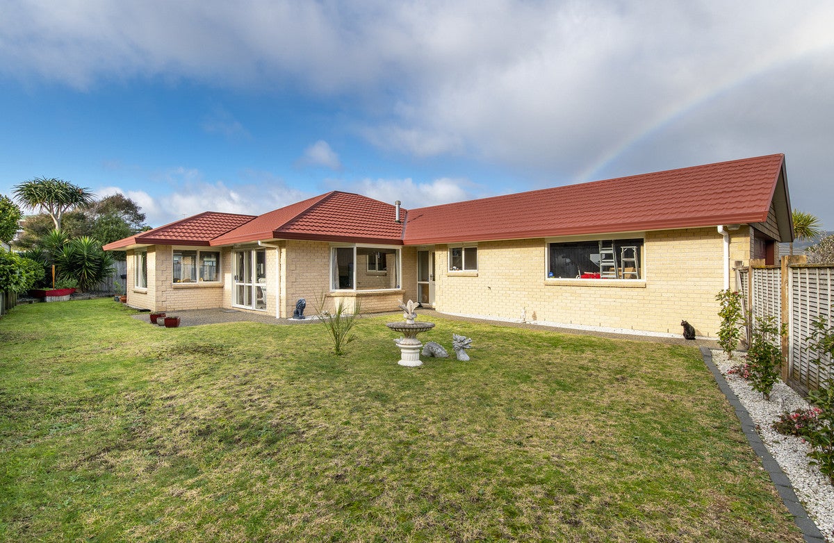 29 Leanne Way, Waikanae Beach, Waikanae - Carousel 1