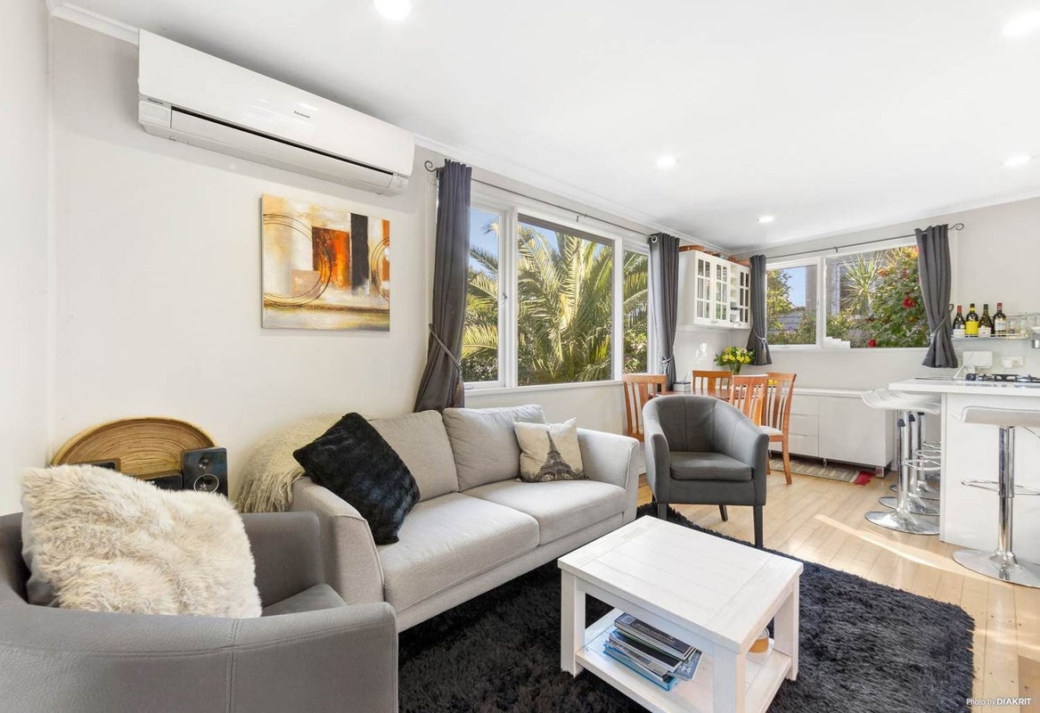 3/58 Hastings Road, Mairangi Bay, Auckland - Carousel 1