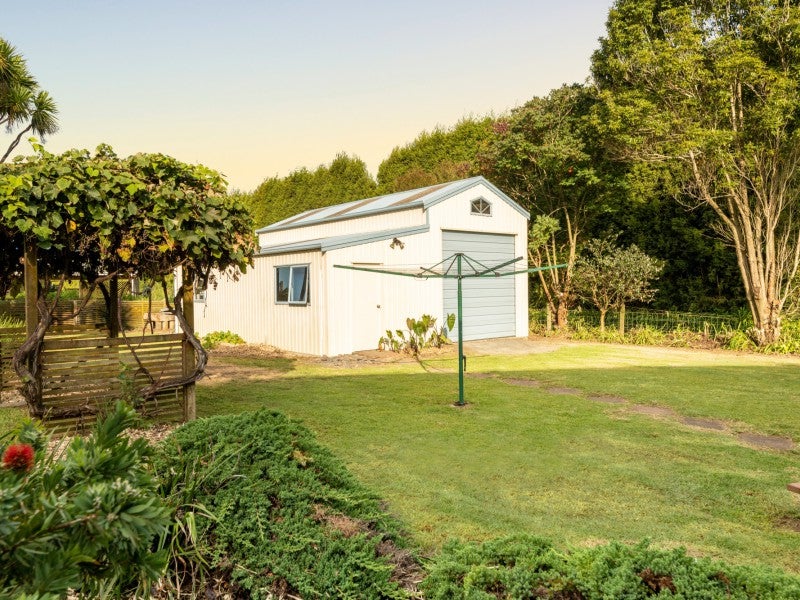 76 Prole Road, Omokoroa, Tauranga - Carousel 2