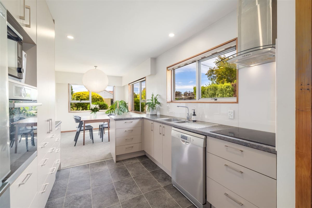 325 Sawyers Arms Road, Bishopdale, Christchurch - Carousel 2