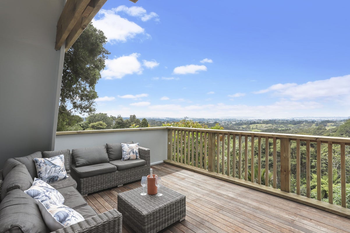 4 Welsh Hills Road, Swanson, Auckland - Carousel 2
