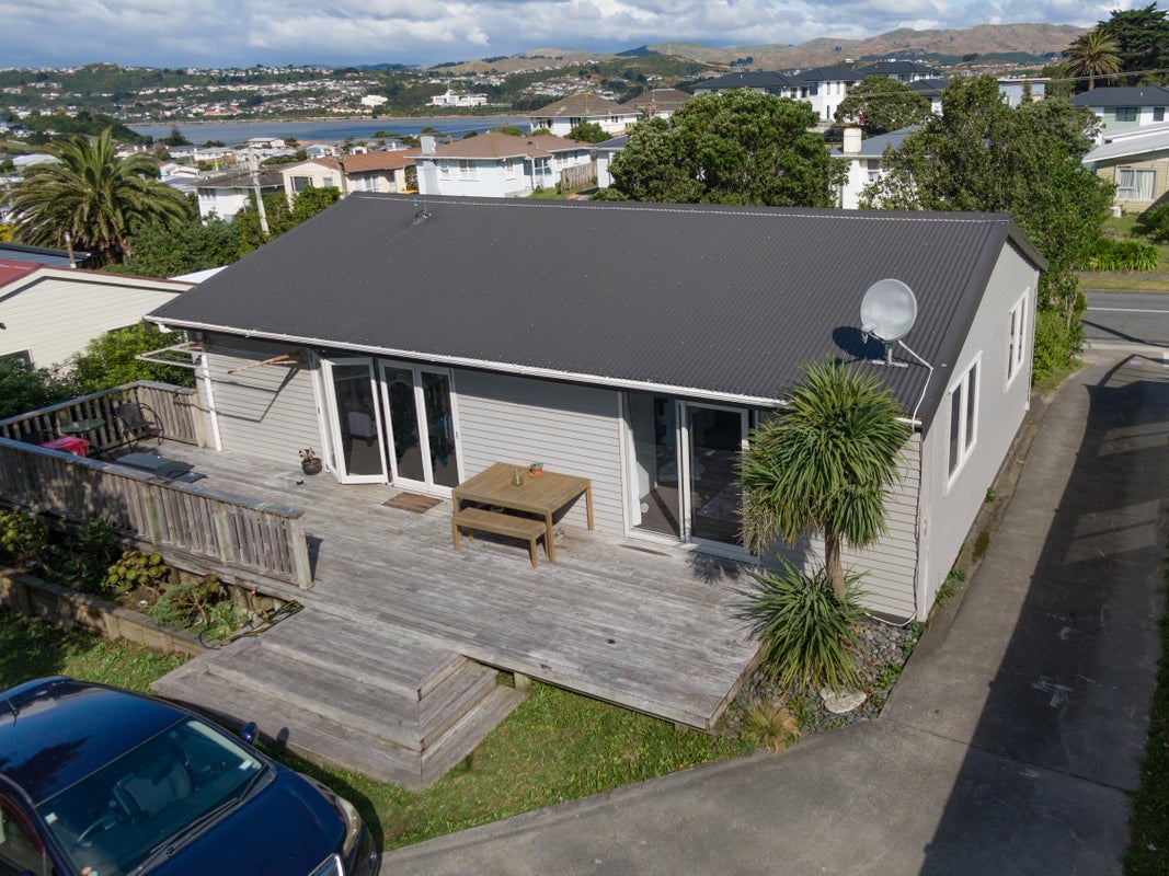 26A Te Puke Street, Titahi Bay, Porirua - Carousel 1