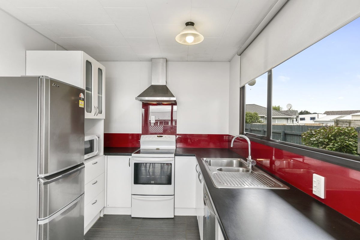 3 Maraval Crescent, Grenada Village, Wellington - Carousel 2