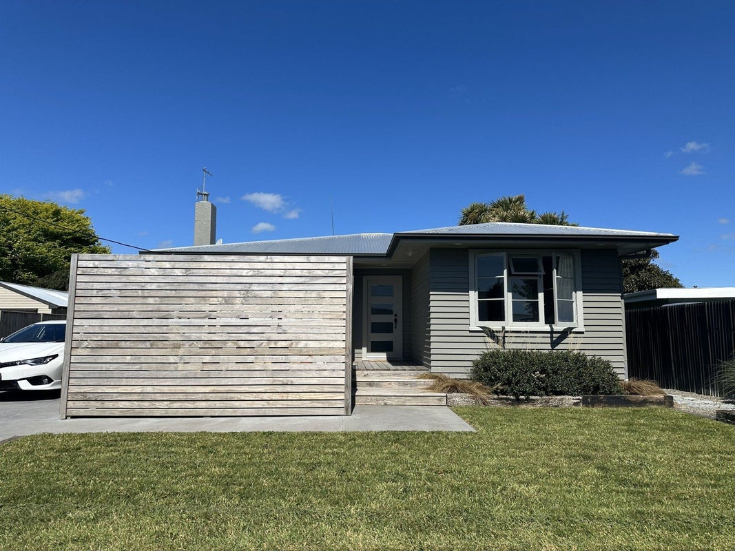 4A Norwich Place, Awapuni, Palmerston North - Carousel 1