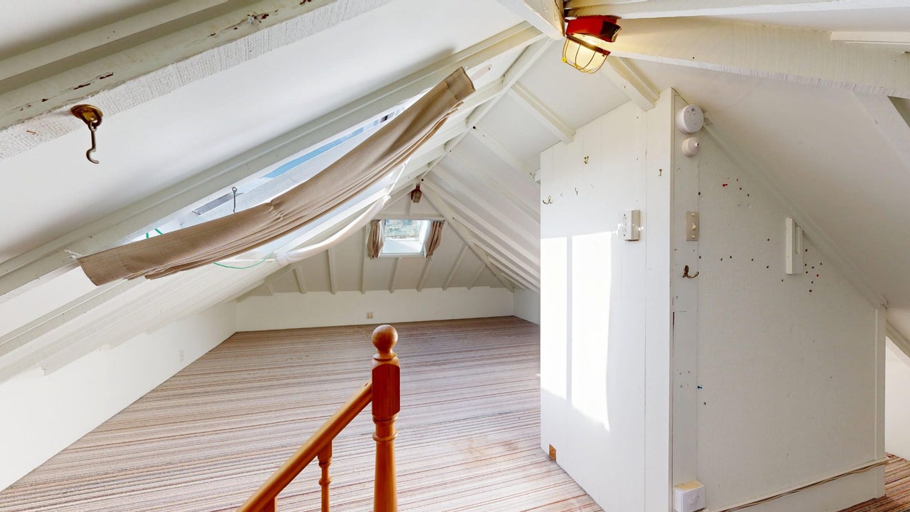 85 Moxham Avenue, Hataitai, Wellington - Carousel 24