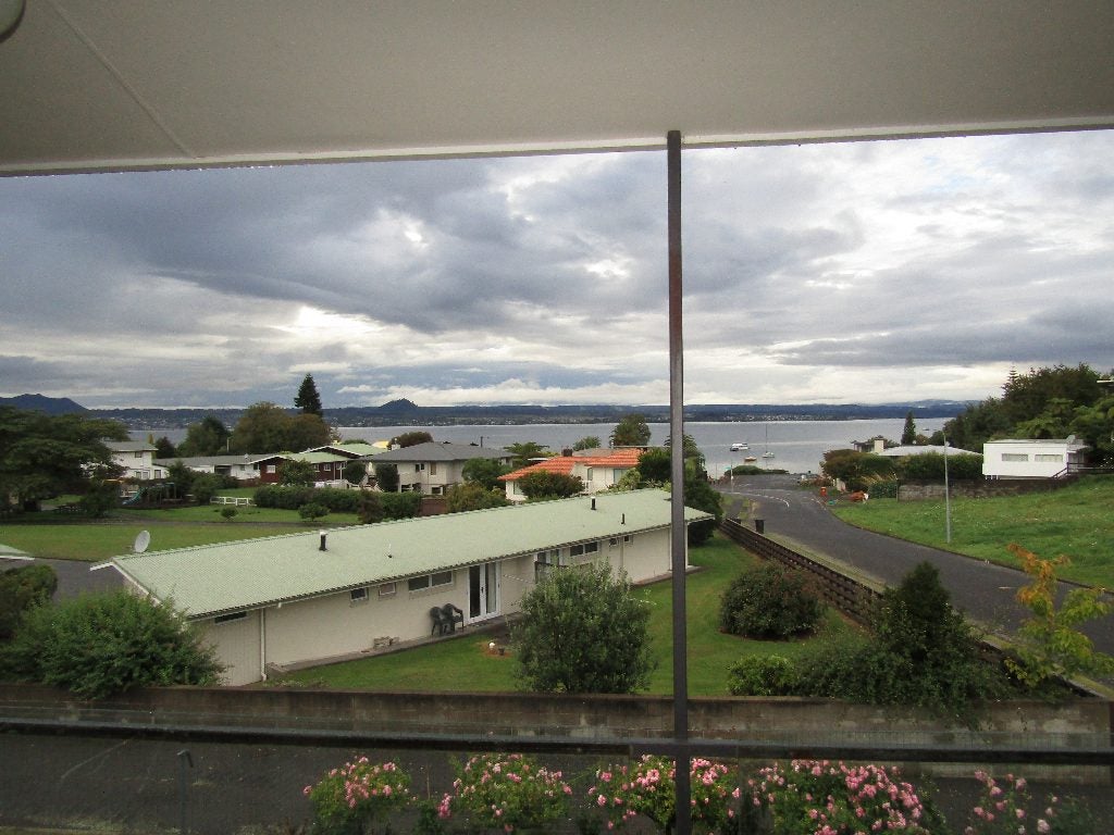 1/13 Alberta Street, Acacia Bay, Taupo - Carousel 2