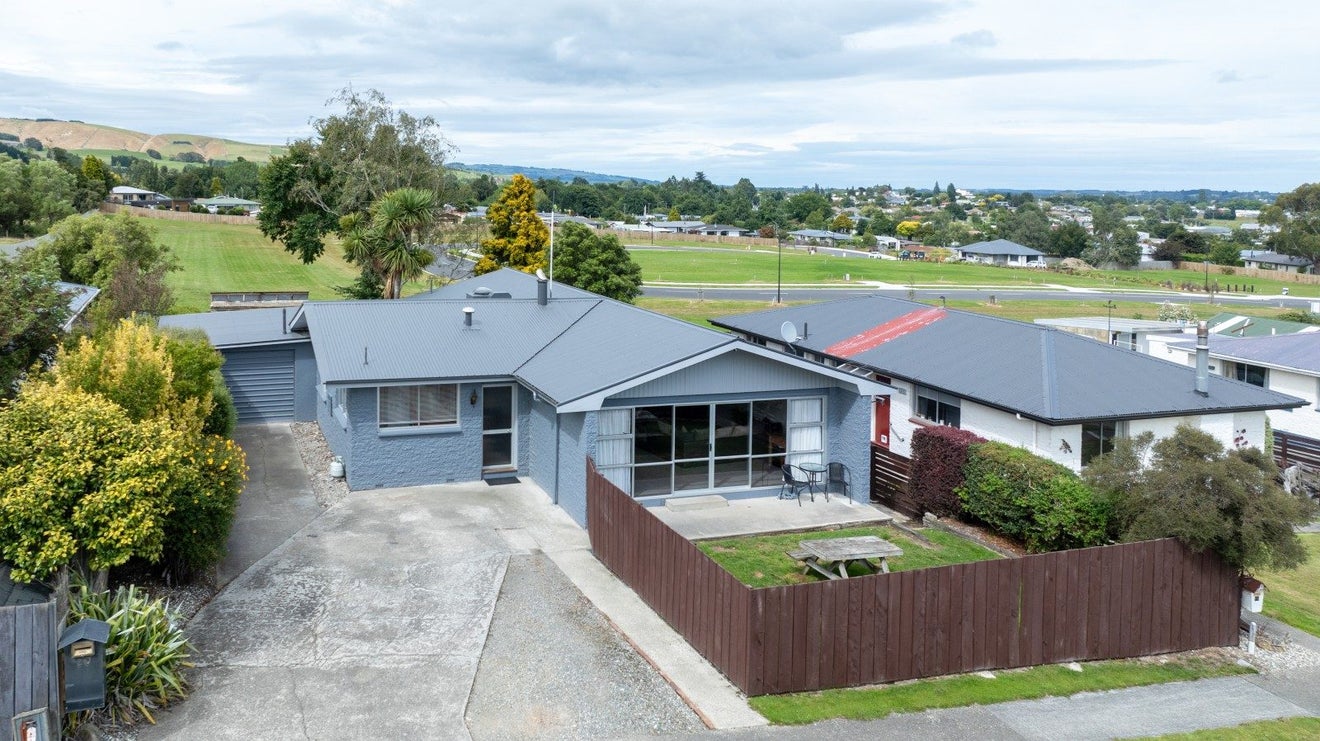 70 Walker Crescent, East Gore, Gore - Carousel 14
