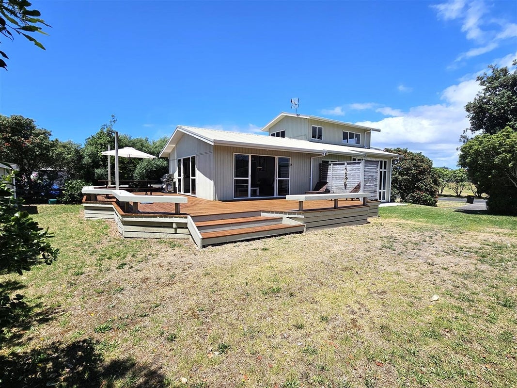 618 Matarangi Drive, Matarangi, Whitianga - Carousel 1