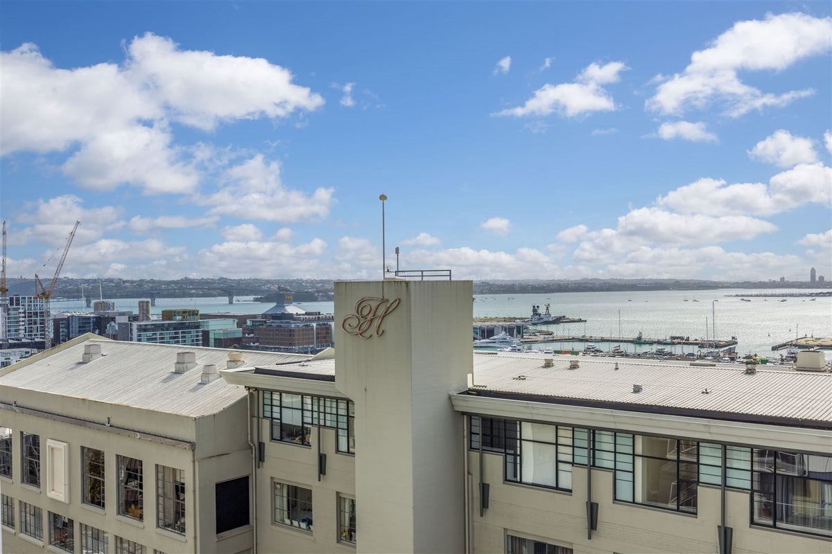 904/47 Hobson Street, Auckland Central, Auckland - Carousel 1