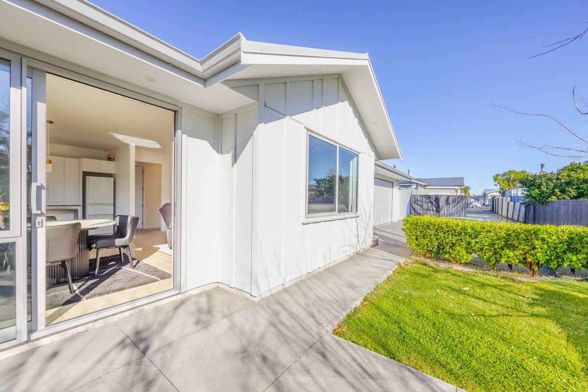 1110A St Aubyn Street East, Parkvale, Hastings - Carousel 16