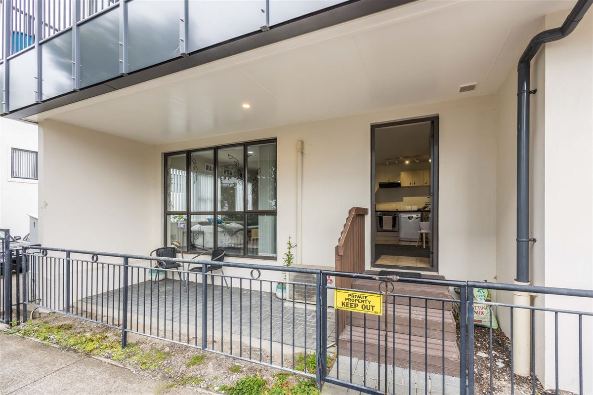 1E/1 Wadier Place, Henderson, Auckland - Carousel 2