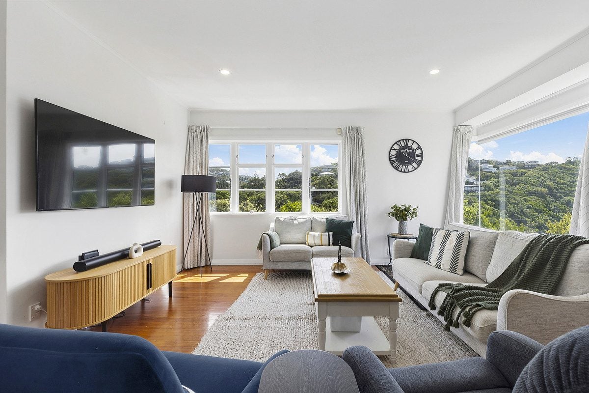 55 Ranui Crescent, Khandallah, Wellington - Carousel 2
