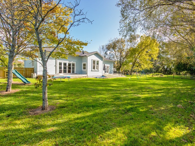 1006 Tennent Drive, Linton, Palmerston North - Carousel 1