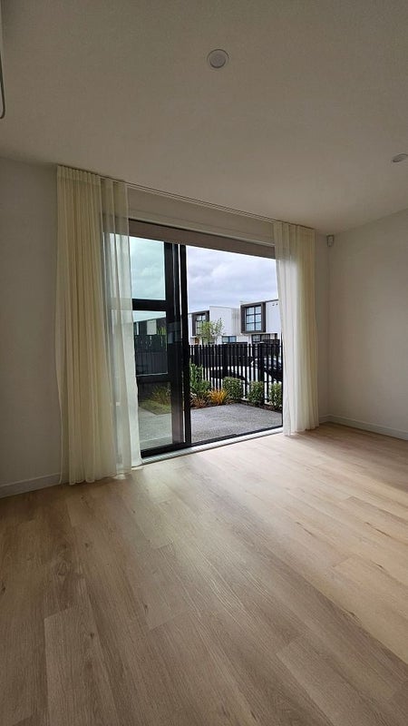 1/25 Freeland Avenue, Mount Roskill, Auckland - Carousel 2