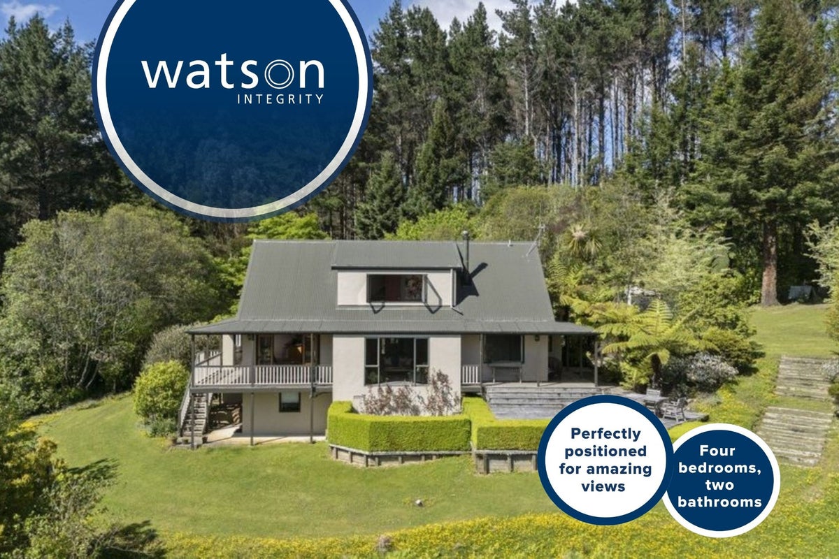 562 Turitea Road, Turitea, Palmerston North - Carousel 1