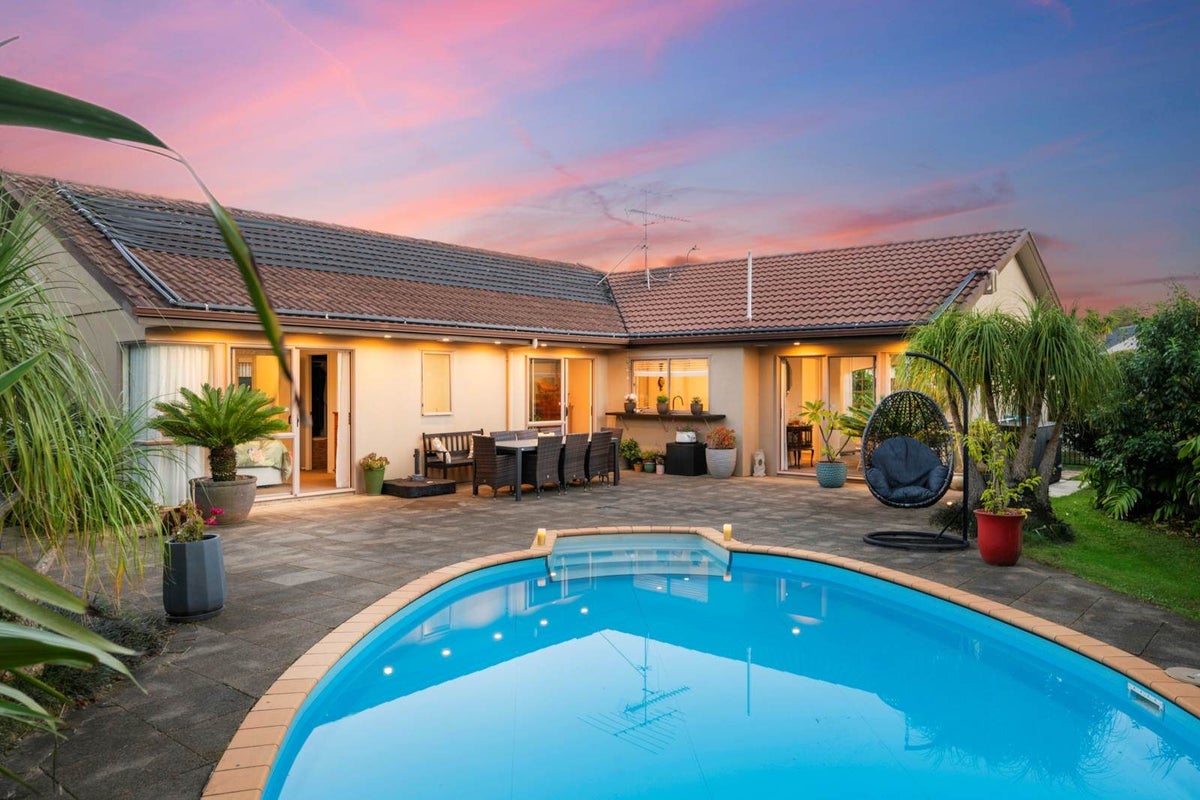 5 Samuel's Lane, Albany, Auckland - Carousel 24