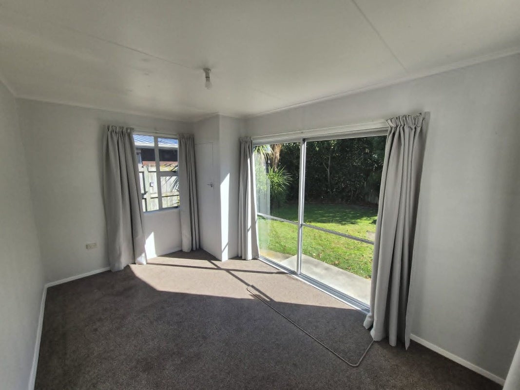 3/175 Park Road, West End, Palmerston North - Carousel 9