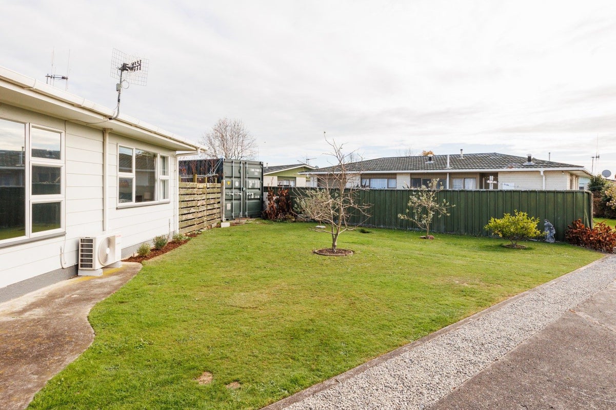 124A Milson Line, Milson, Palmerston North - Carousel 16
