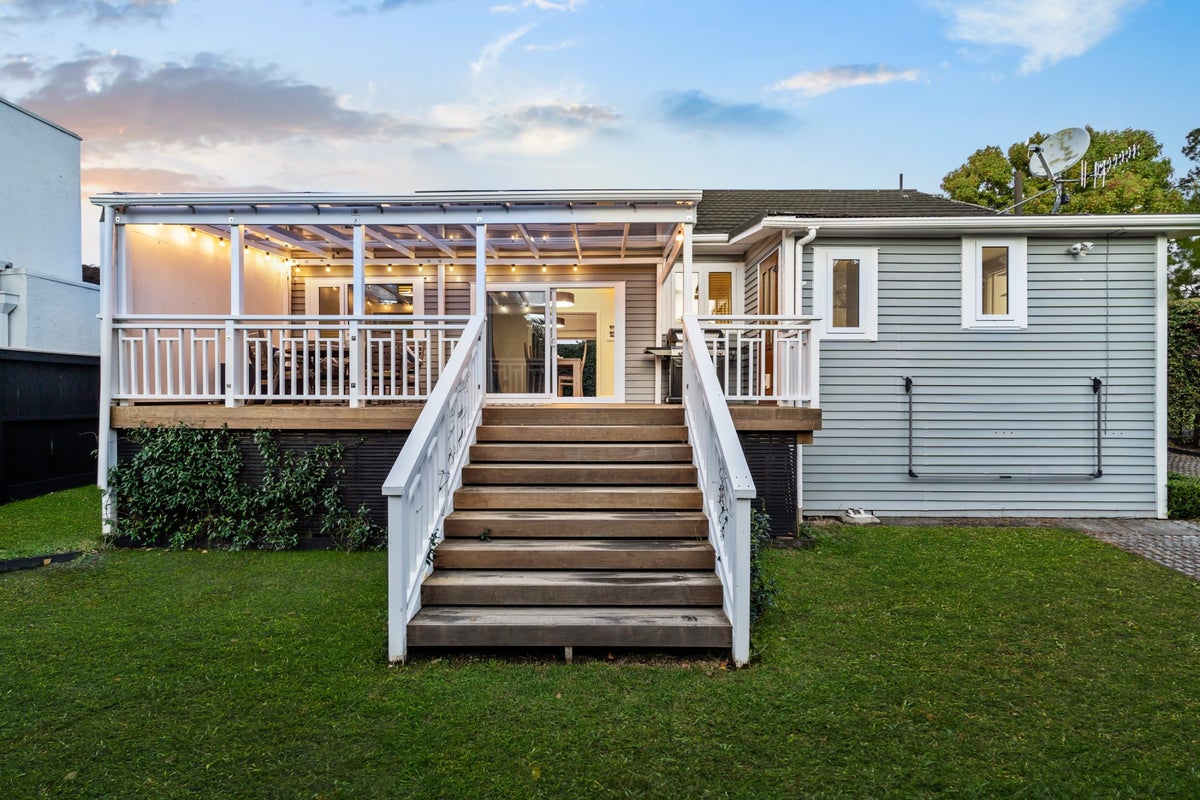 85 Patteson Avenue, Mission Bay, Auckland - Carousel 2