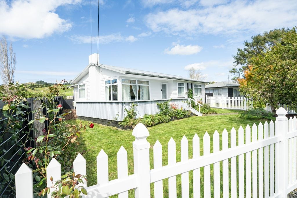 26 Valley Road, Hikurangi, Hikurangi - Carousel 1