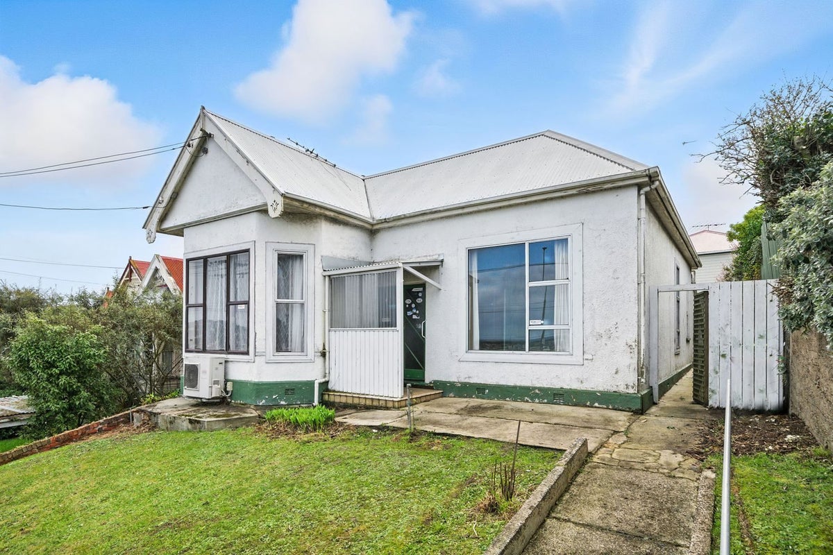 44  South Road, The Glen, Dunedin, Otago - Carousel 1