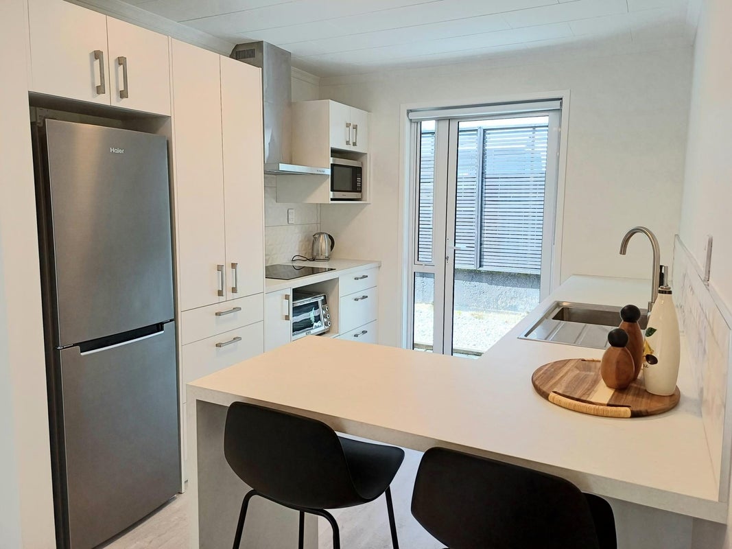 2/33 van Diemen Street, Nelson South, Nelson - Carousel 2