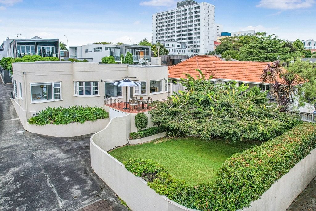 178 Pembroke Street, Hamilton Lake, Hamilton - Carousel 2