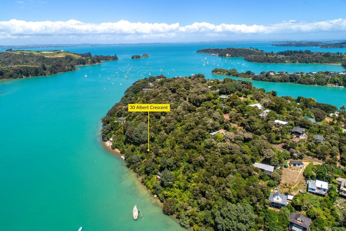 30 Albert Crescent, Ostend, Waiheke Island - Carousel 2