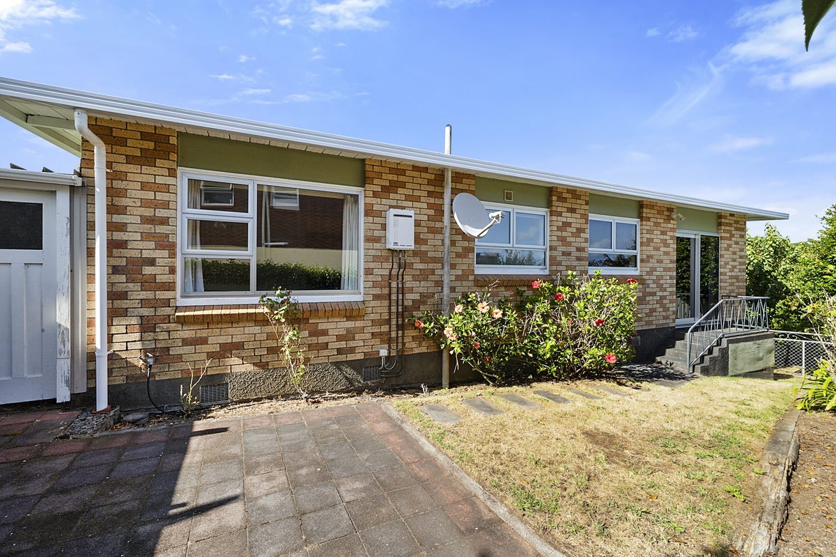 16C Te Mete Terrace, Merrilands, New Plymouth - Carousel 18