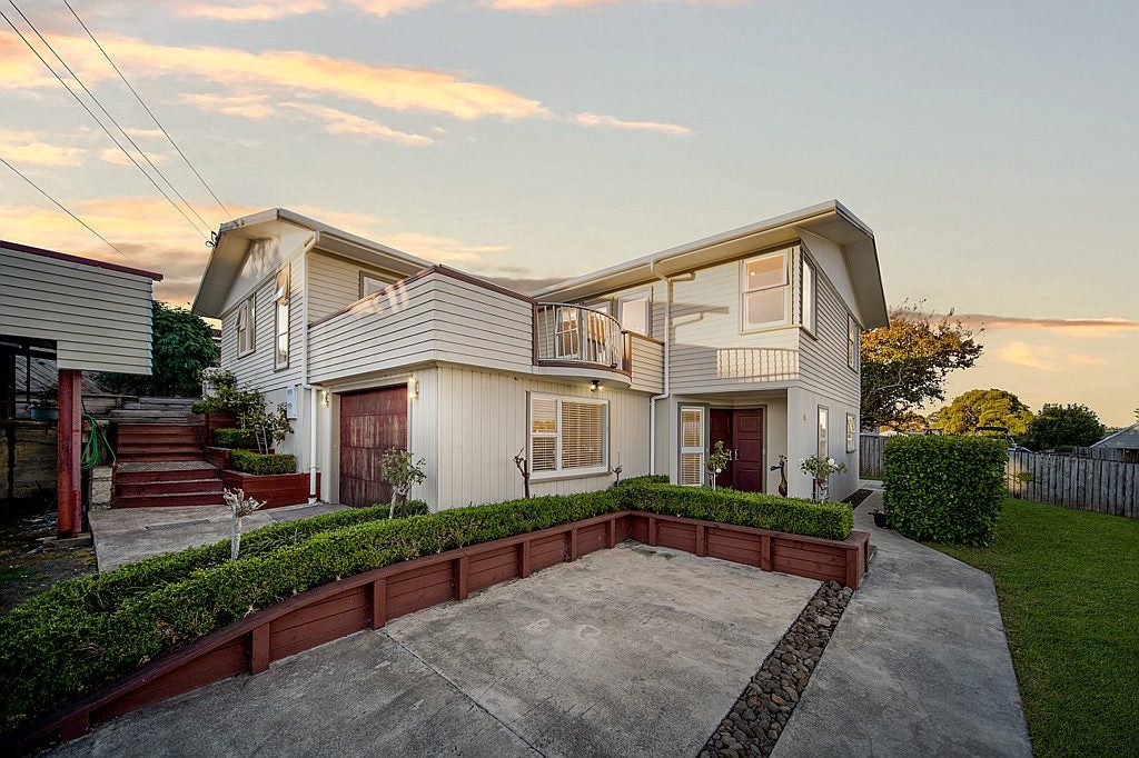 27A Clements Street, Otahuhu, Auckland - Carousel 1