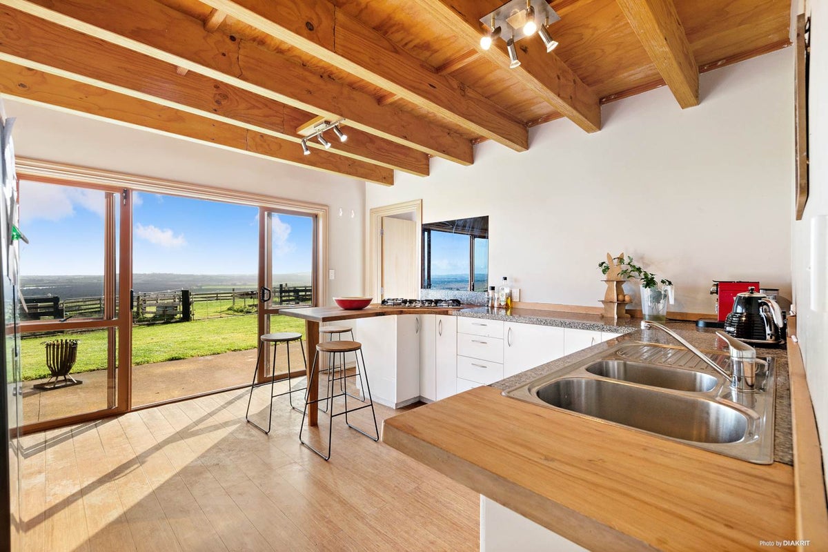 133 Kohanga Road, Tuakau - Carousel 1