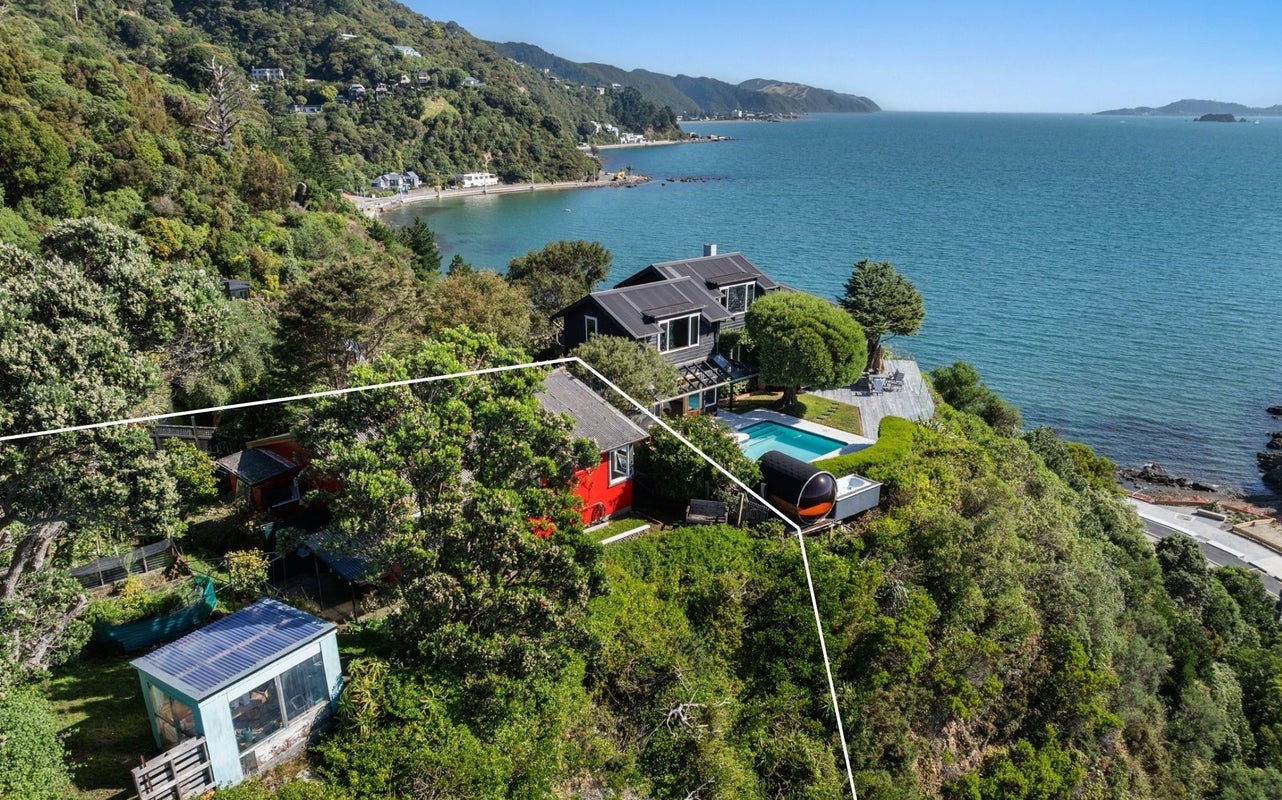 2A Rangiuru Road, Mahina Bay, Lower Hutt - Carousel 1