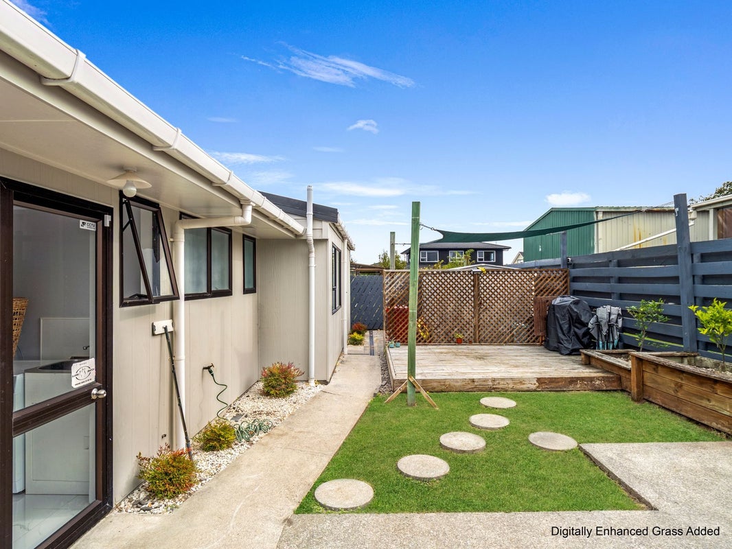 2 Hampton Place, Springvale, Whanganui - Carousel 28