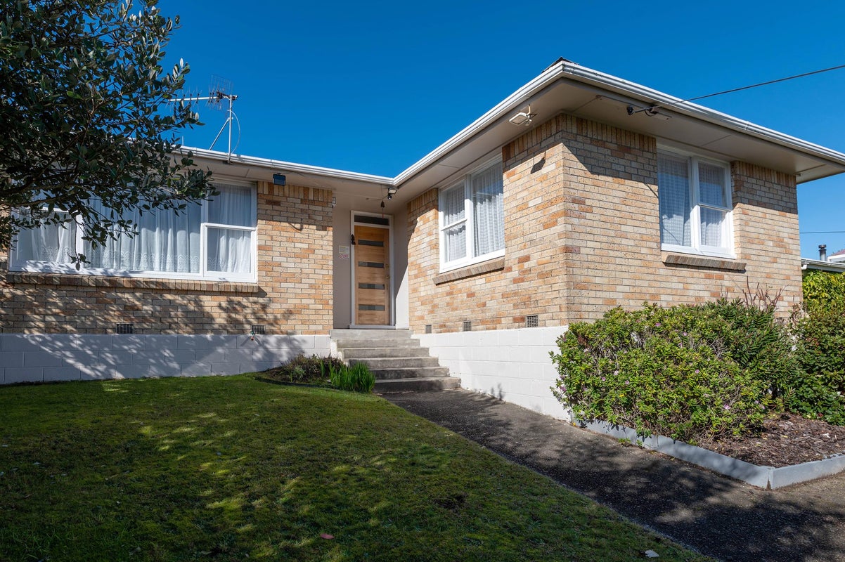 67 Meadowbank Crescent, Fordlands, Rotorua - Carousel 1