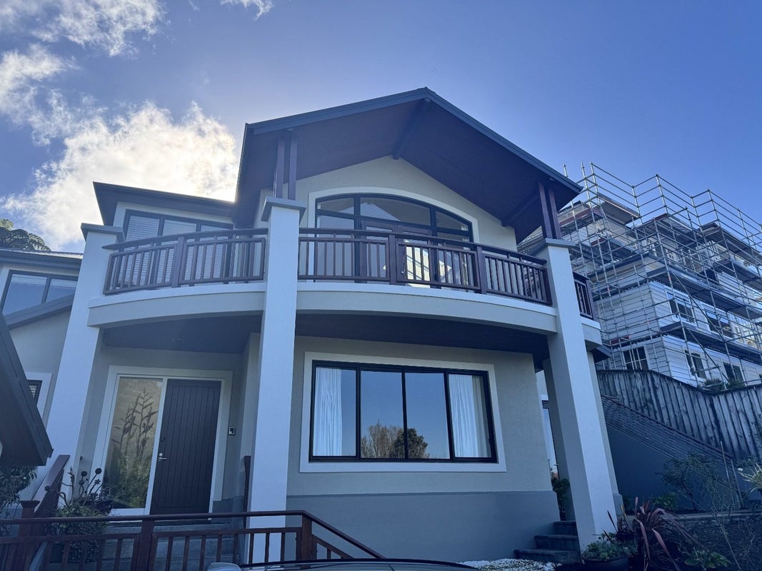 9A Wadestown Road, Wadestown, Wellington - Carousel 26